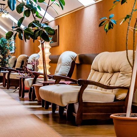Valea Regilor Reghin Hotel Bagian luar foto