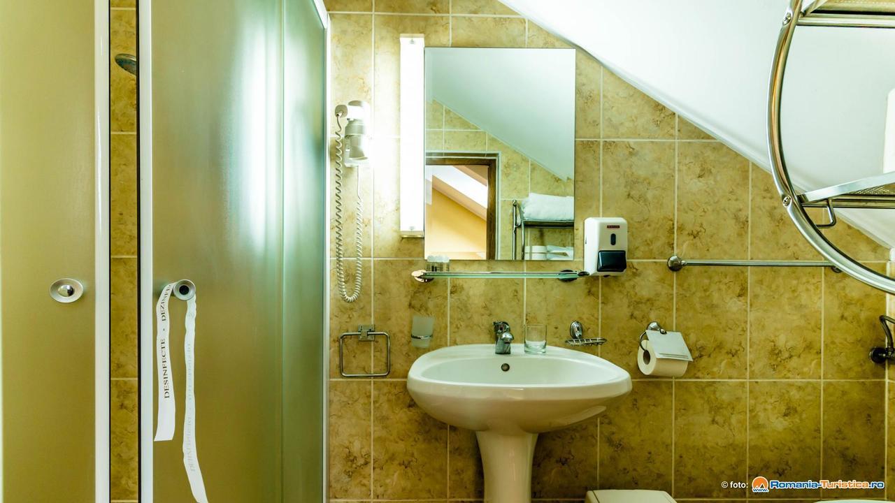 Valea Regilor Reghin Hotel Bagian luar foto