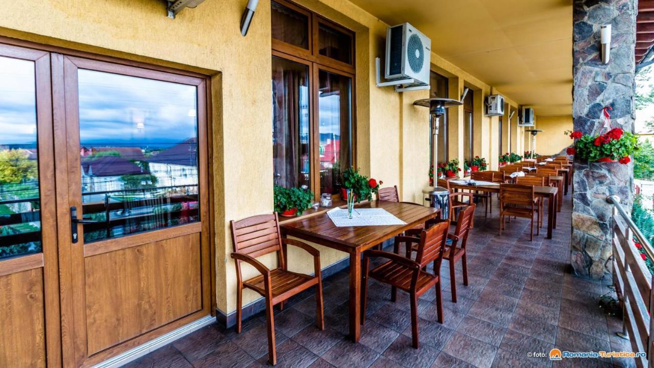 Valea Regilor Reghin Hotel Bagian luar foto