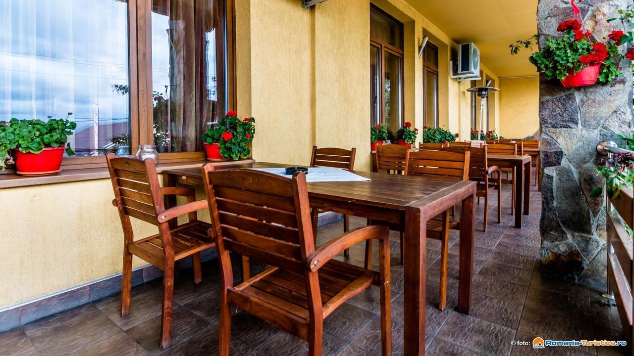 Valea Regilor Reghin Hotel Bagian luar foto